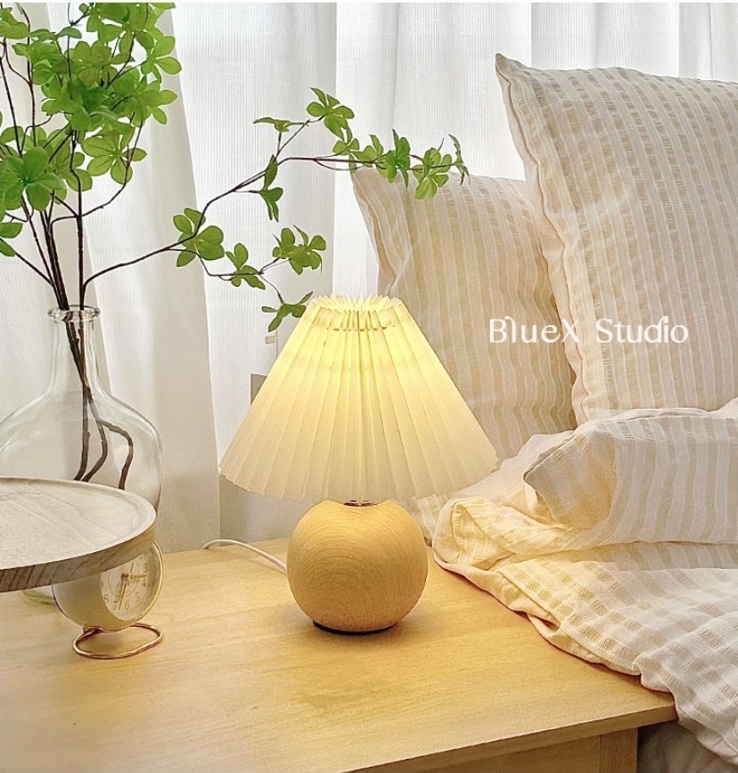 Elegant Wooden Table Lamp - Image 6